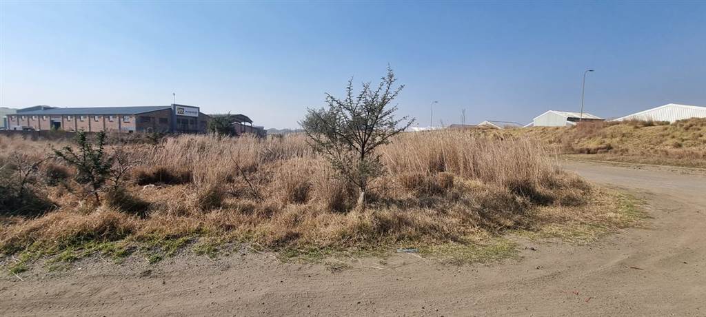 1500 m² Land available in Secunda Commercial photo number 2