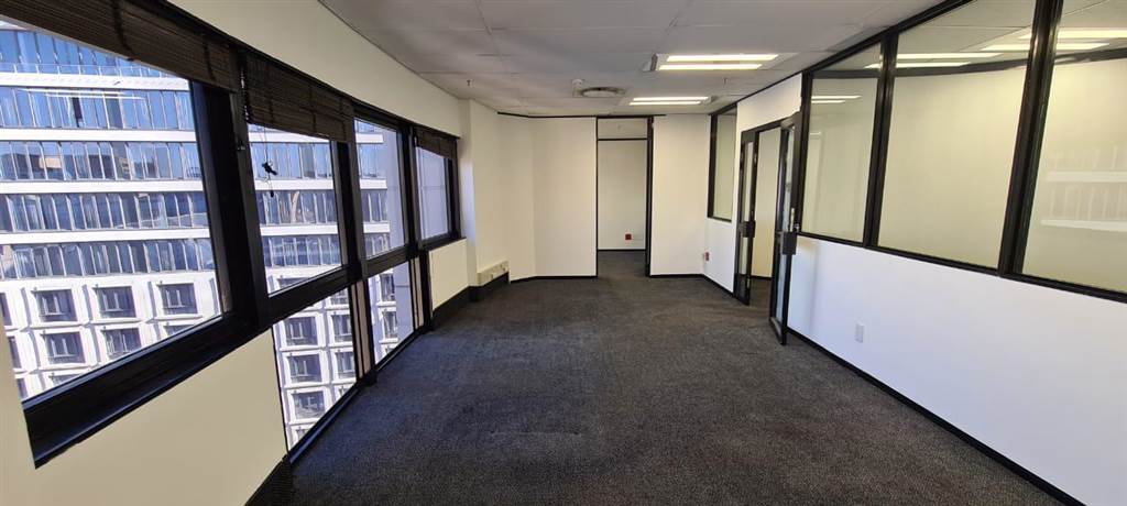 191  m² Commercial space in Sandown photo number 16