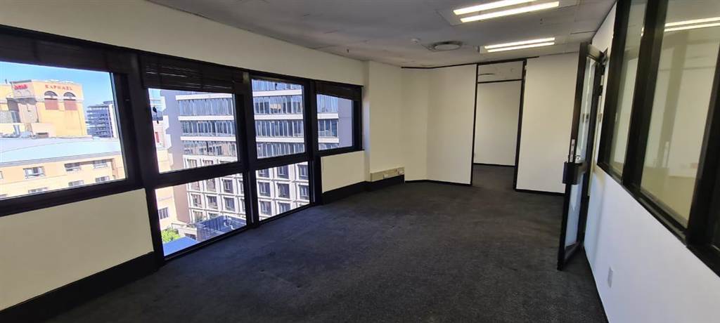 191  m² Commercial space in Sandown photo number 19