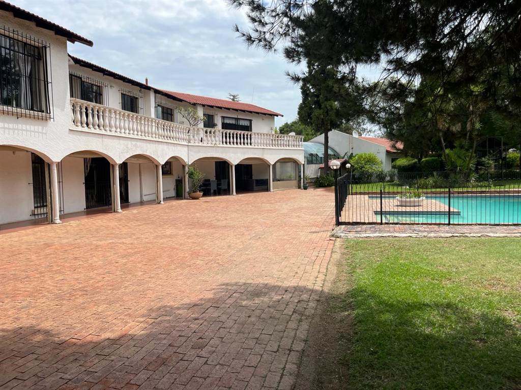 6 Bed House in Randjesfontein photo number 28