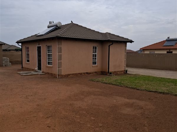 2 Bedroom House