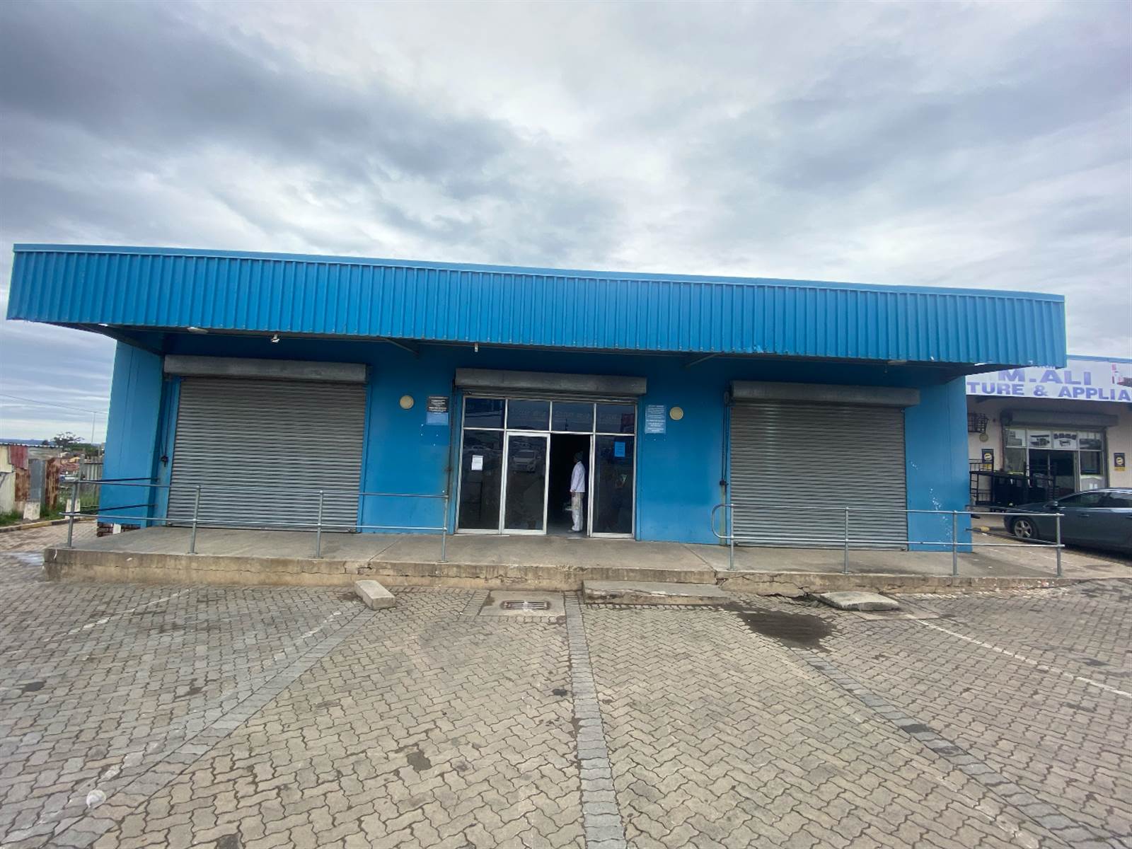 514  m² Commercial space in Mdantsane photo number 2