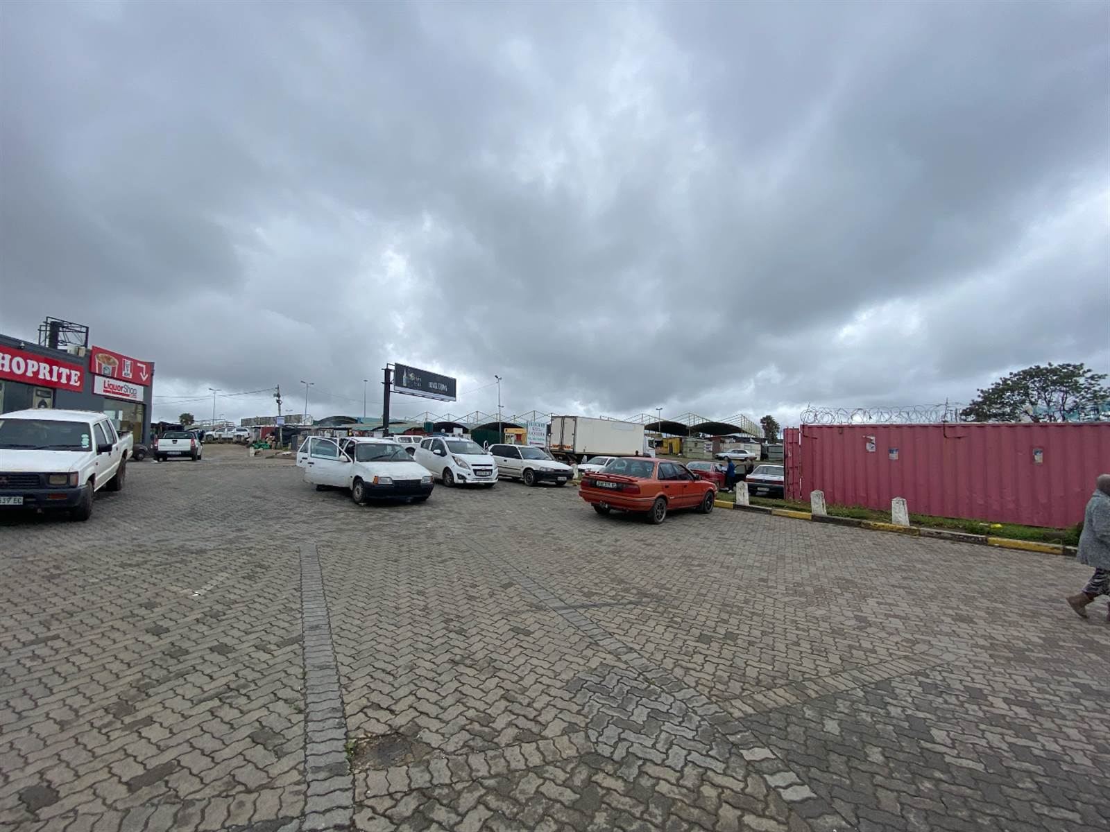 514  m² Commercial space in Mdantsane photo number 8
