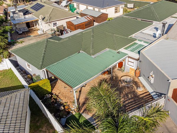 3 Bedroom House 3 Bedroom House
