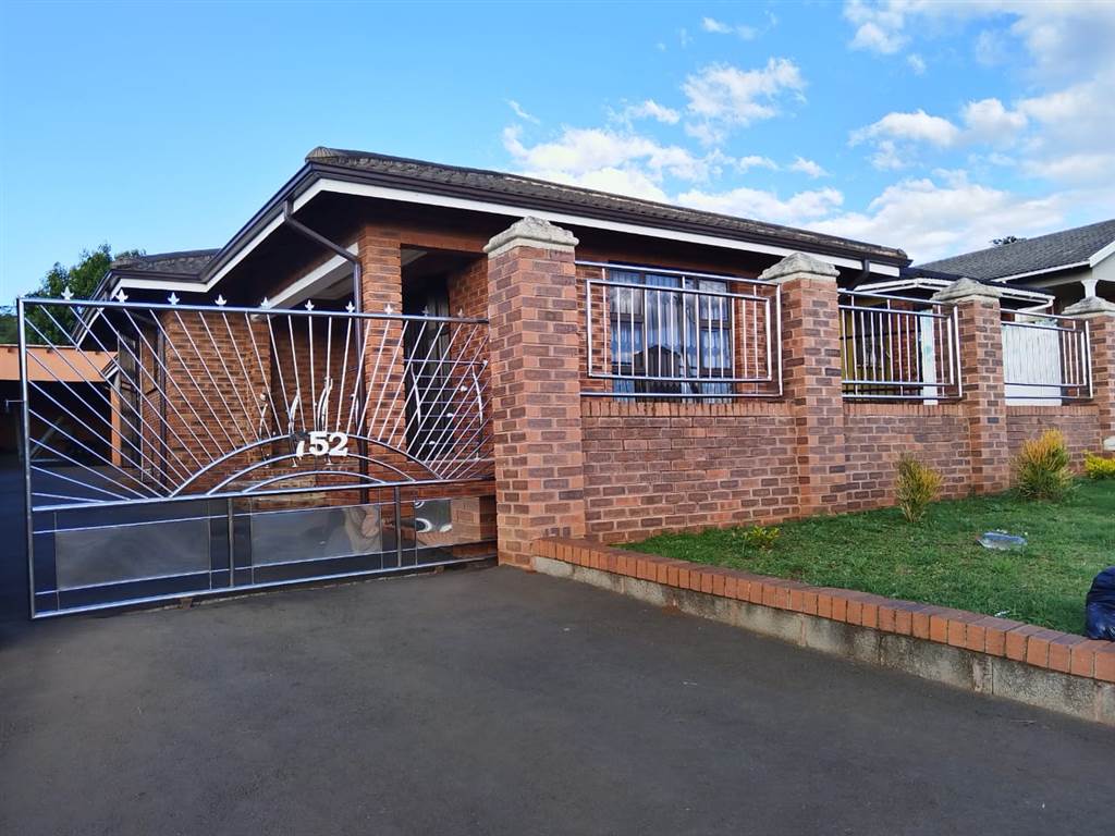 3 Bed House in Panorama Gardens photo number 1