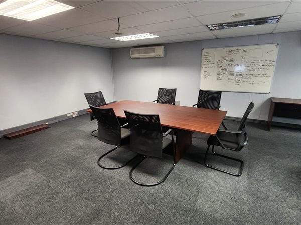 202 m² Commercial space 202 m² Commercial space