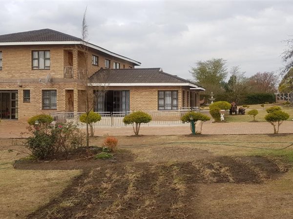8 Bed House in Ashburton