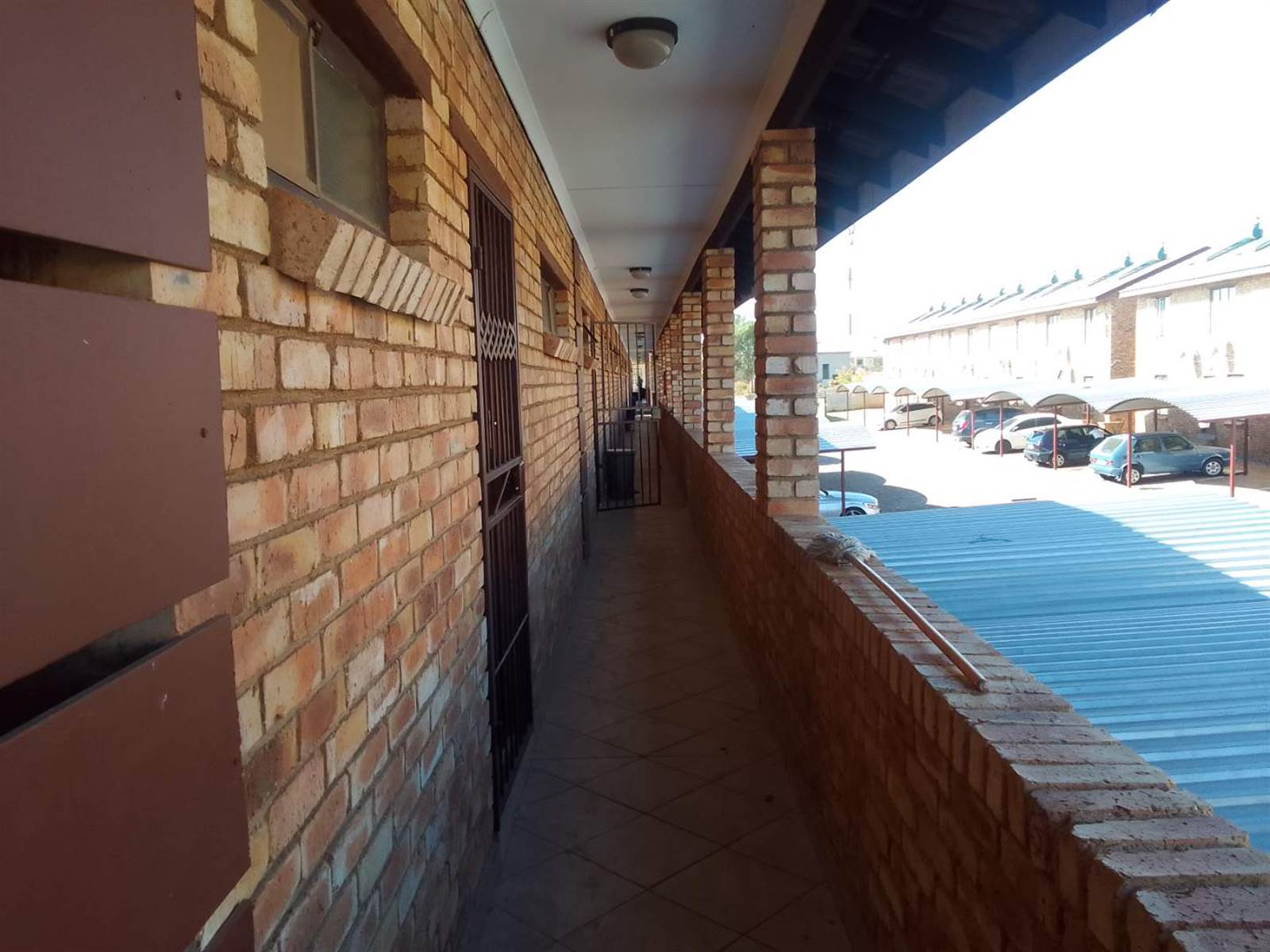2 Bed Apartment in Olievenhoutbosch photo number 17