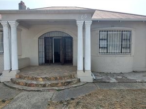 3 Bed House in Nigel Central