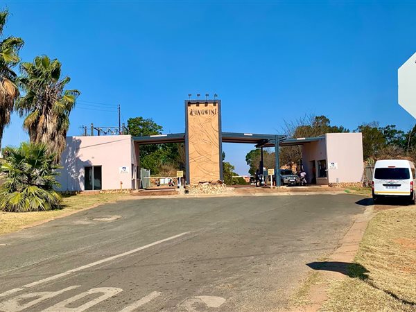 1056 m² Land available in Kungwini Country Estate