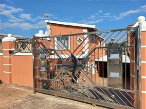 3 Bed House in Chatsworth Central