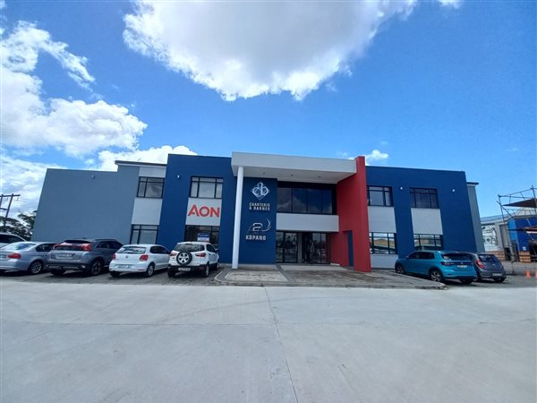 168  m² Commercial space