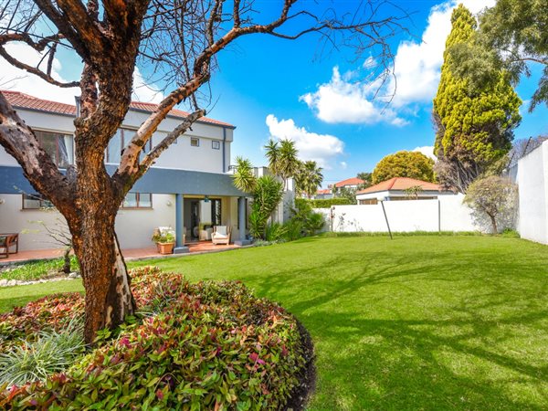 2 Bedroom Townhouse 2 Bedroom Townhouse