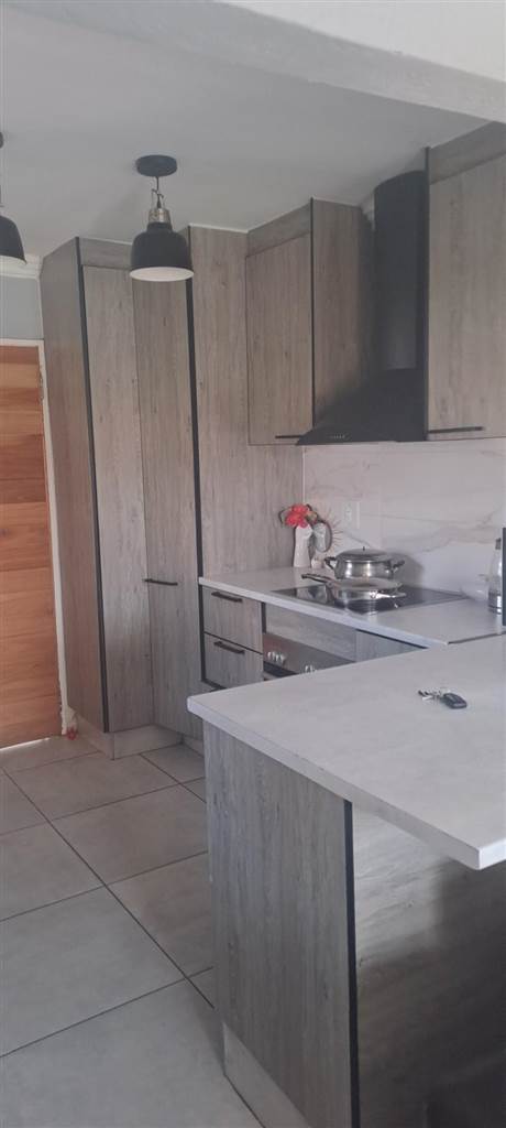 3 Bed House in Mmabatho unit 14 photo number 12