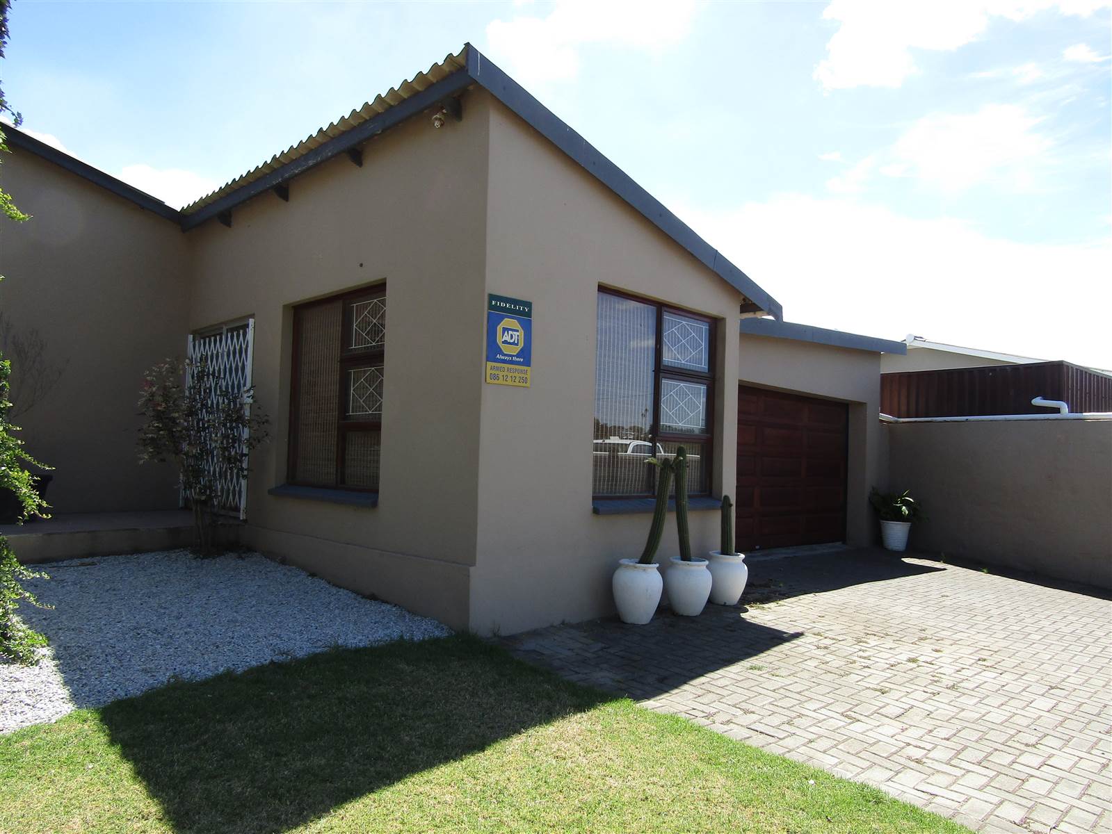 3 Bed House in Humansdorp photo number 21
