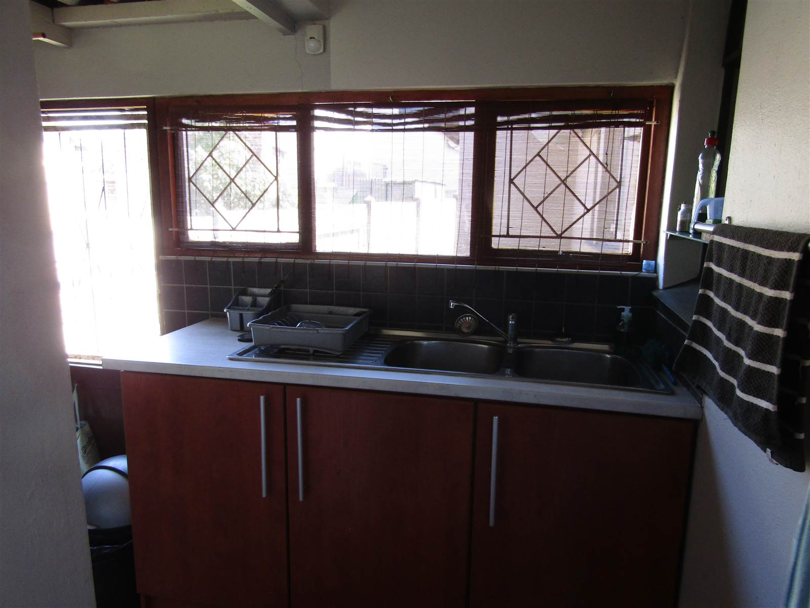 3 Bed House in Humansdorp photo number 8