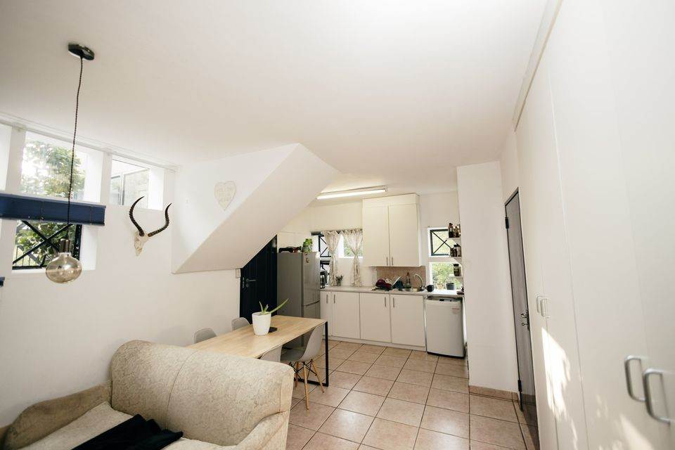 1 Bed Flat in Faerie Glen photo number 7