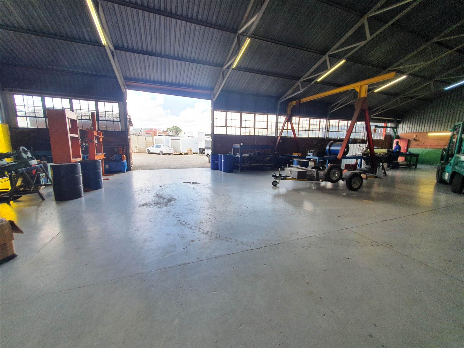 2155  m² Industrial space in Anderbolt photo number 1