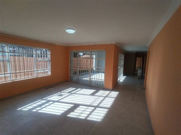 3 Bedroom Apartment