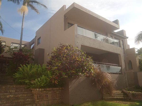 4 Bed House in Manaba