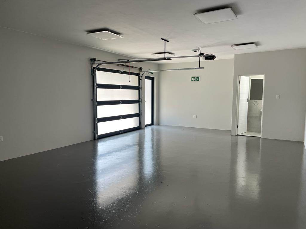 240  m² Commercial space in Halfway House photo number 11