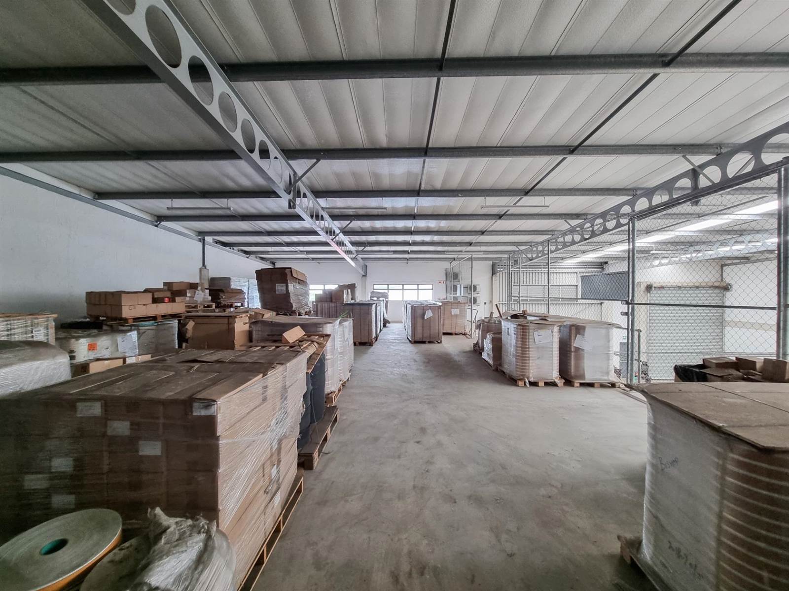 764  m² Industrial space in Cornubia photo number 17