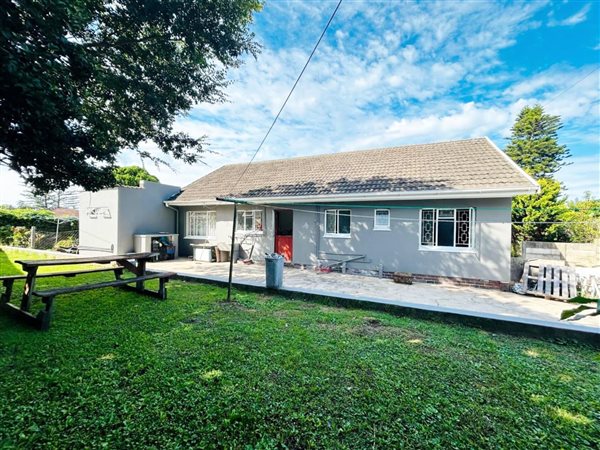 3 Bedroom House 3 Bedroom House