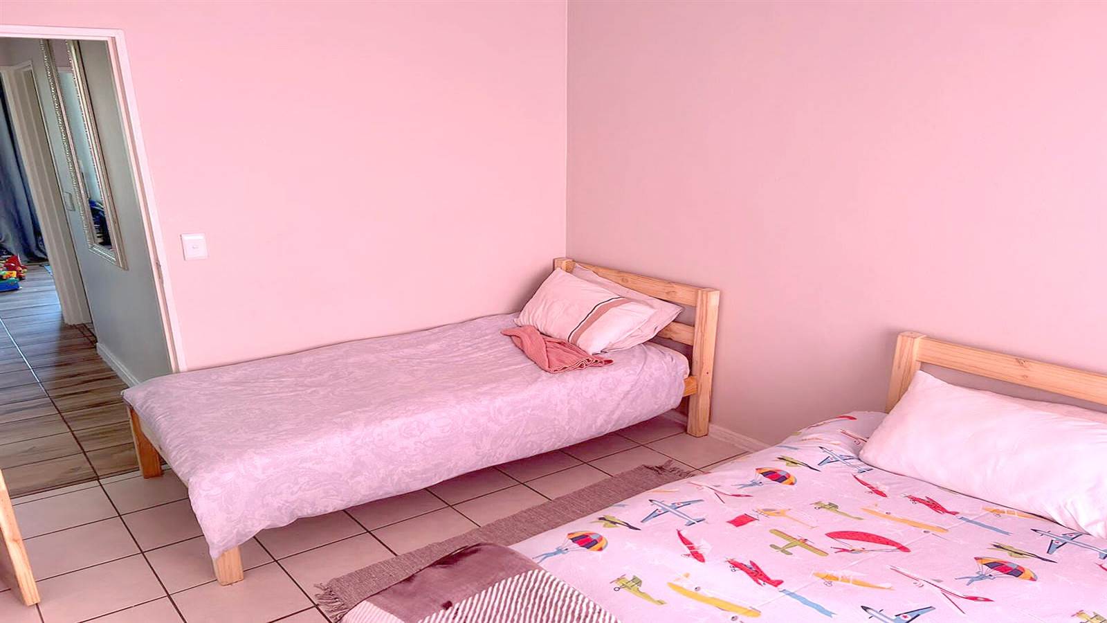 2 Bed Apartment in Joostenberg Vlakte photo number 12