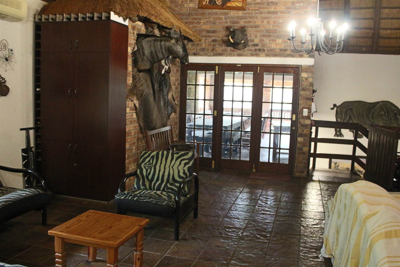 5 Bed House in Marloth Park photo number 3