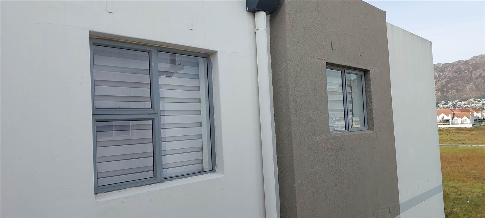 2 Bed Apartment in Gordons Bay Central photo number 17