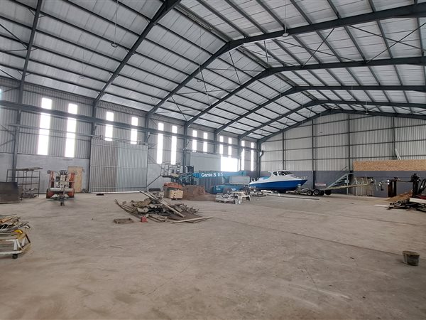1 150 m² Industrial space 1 150 m² Industrial space