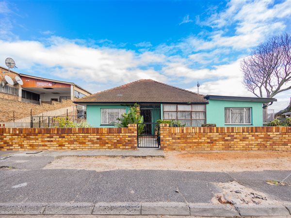 3 Bedroom House 3 Bedroom House