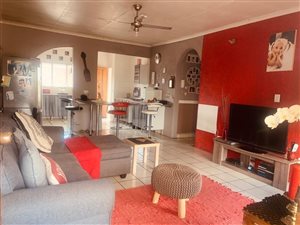 3 Bed Simplex in Dersley
