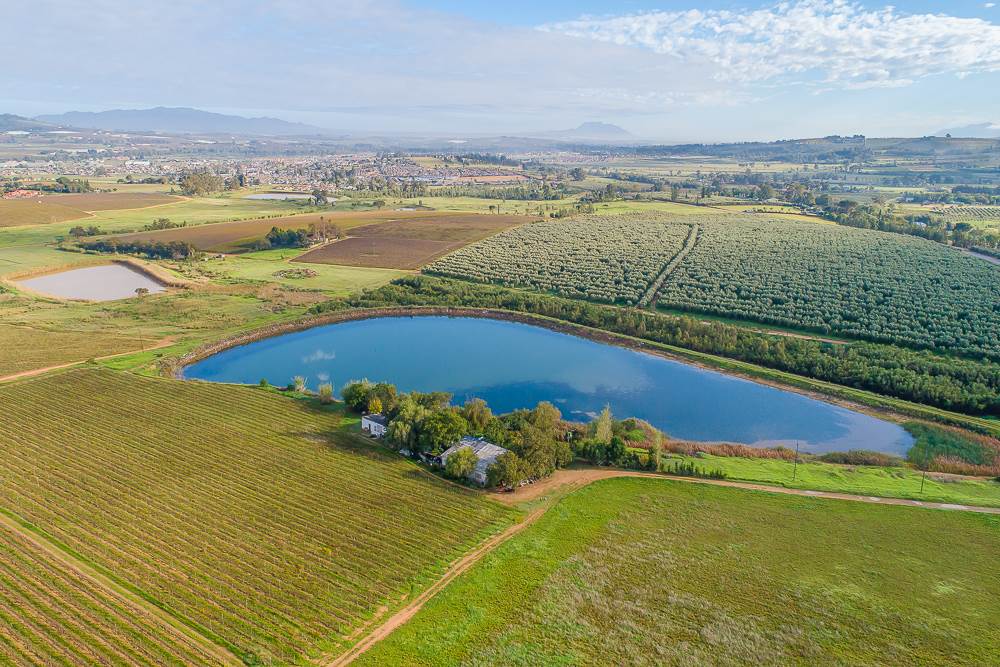 19.7 ha Farm in Northern Paarl photo number 1
