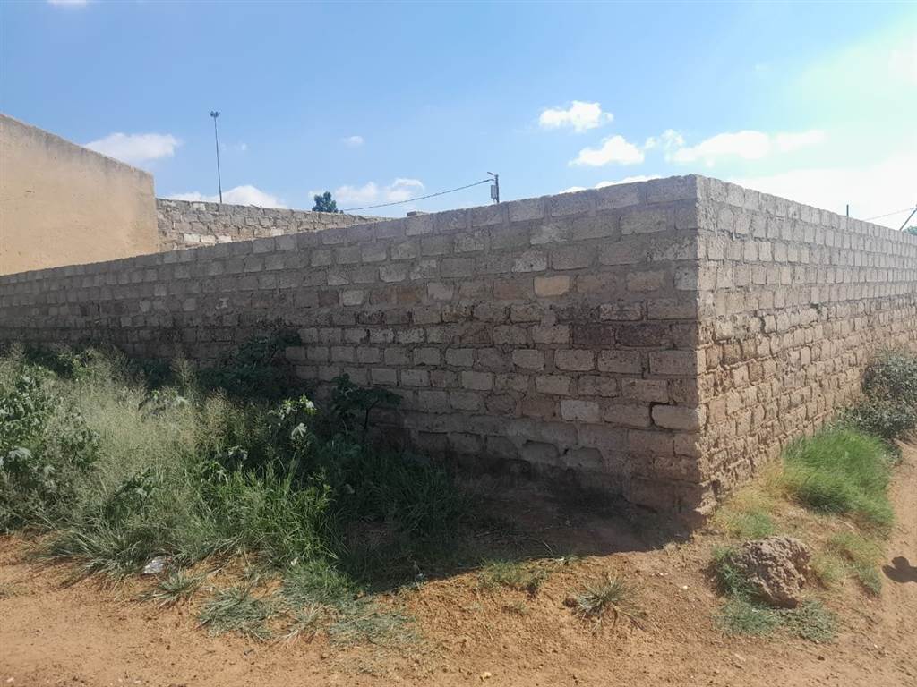 600 m² Land available in Soshanguve photo number 9