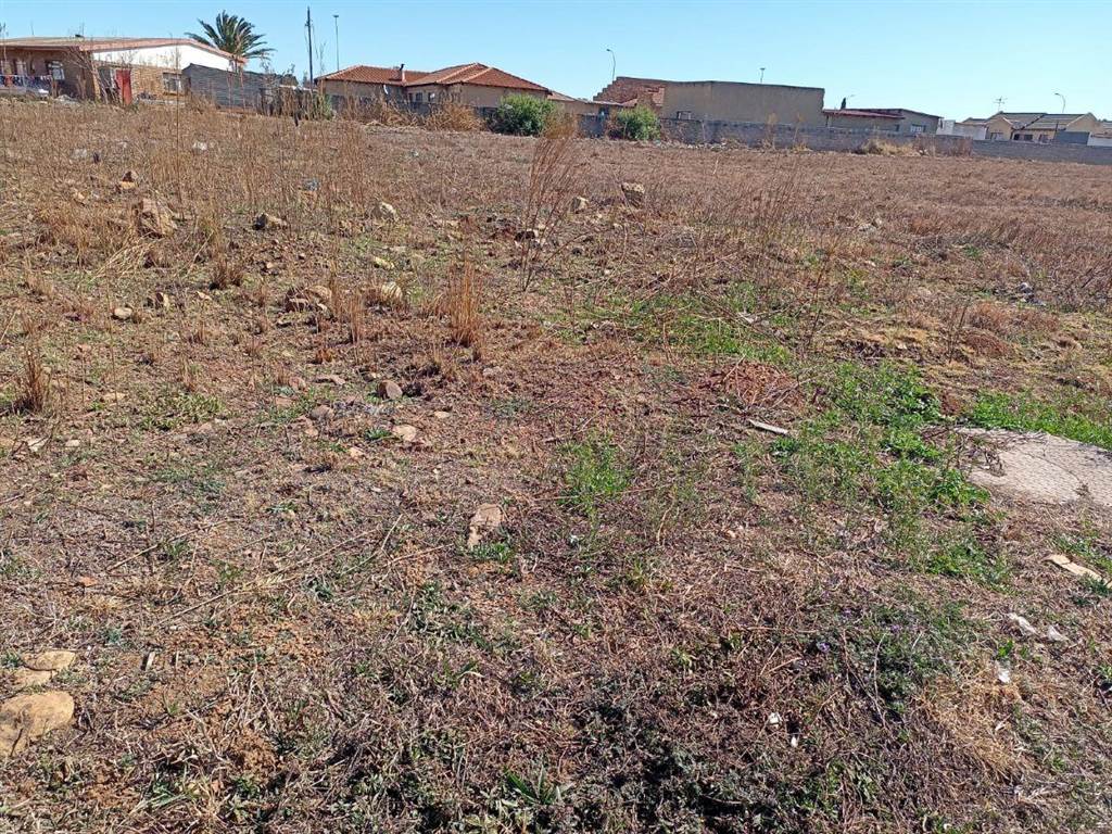 9101 m² Land available in Meyerton Park photo number 6