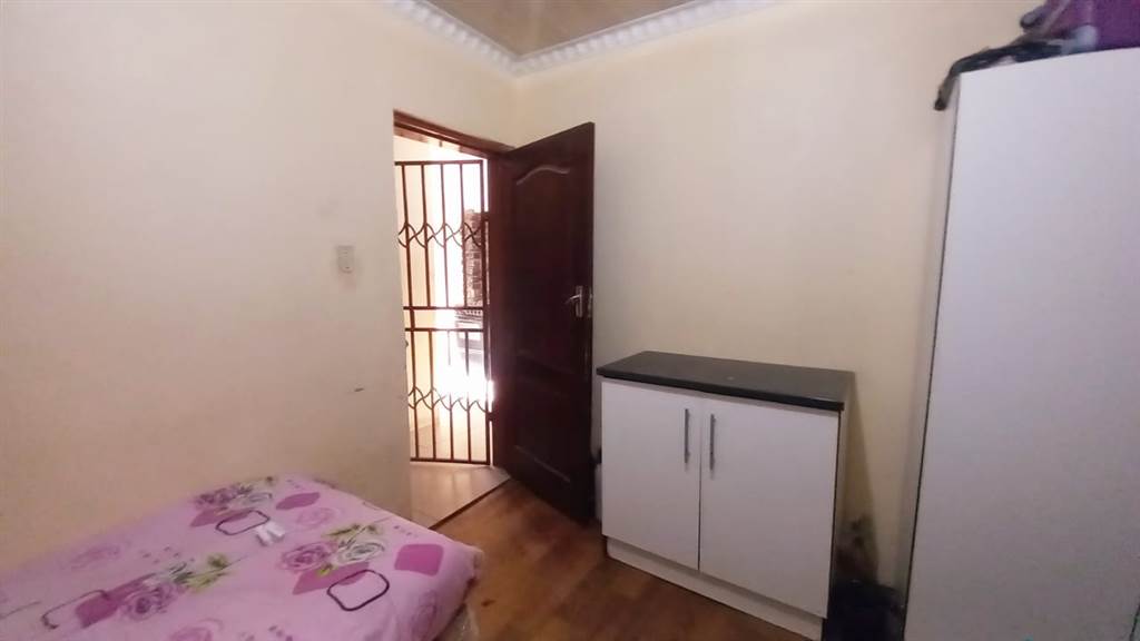 3 Bed House in Kroonstad photo number 8