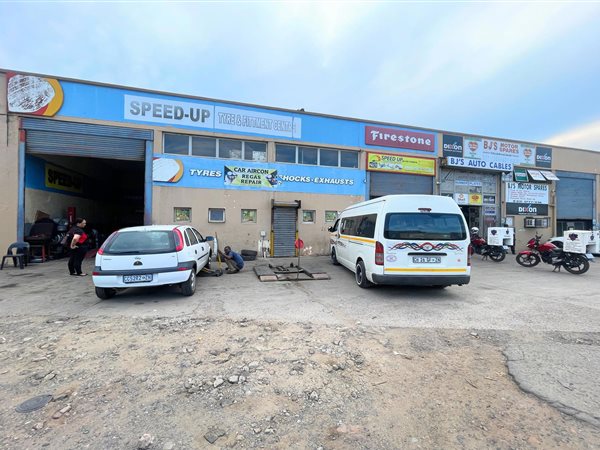 1 026 m² Industrial space 1 026 m² Industrial space