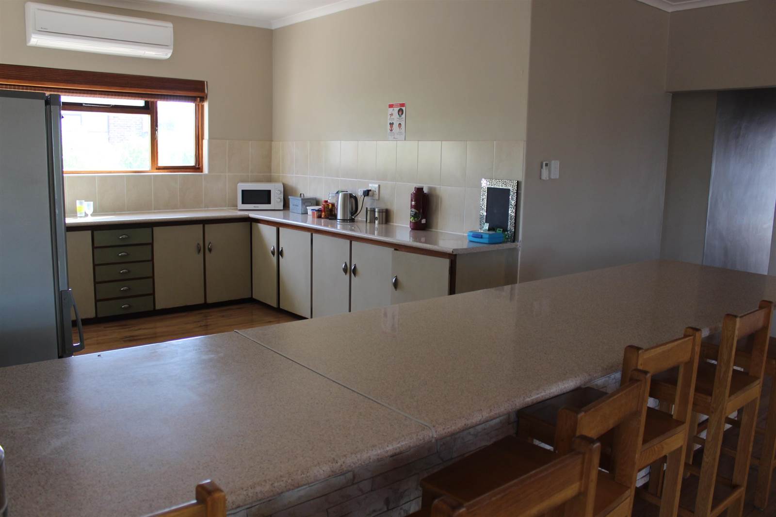 6 Bed House in Middedorp photo number 11