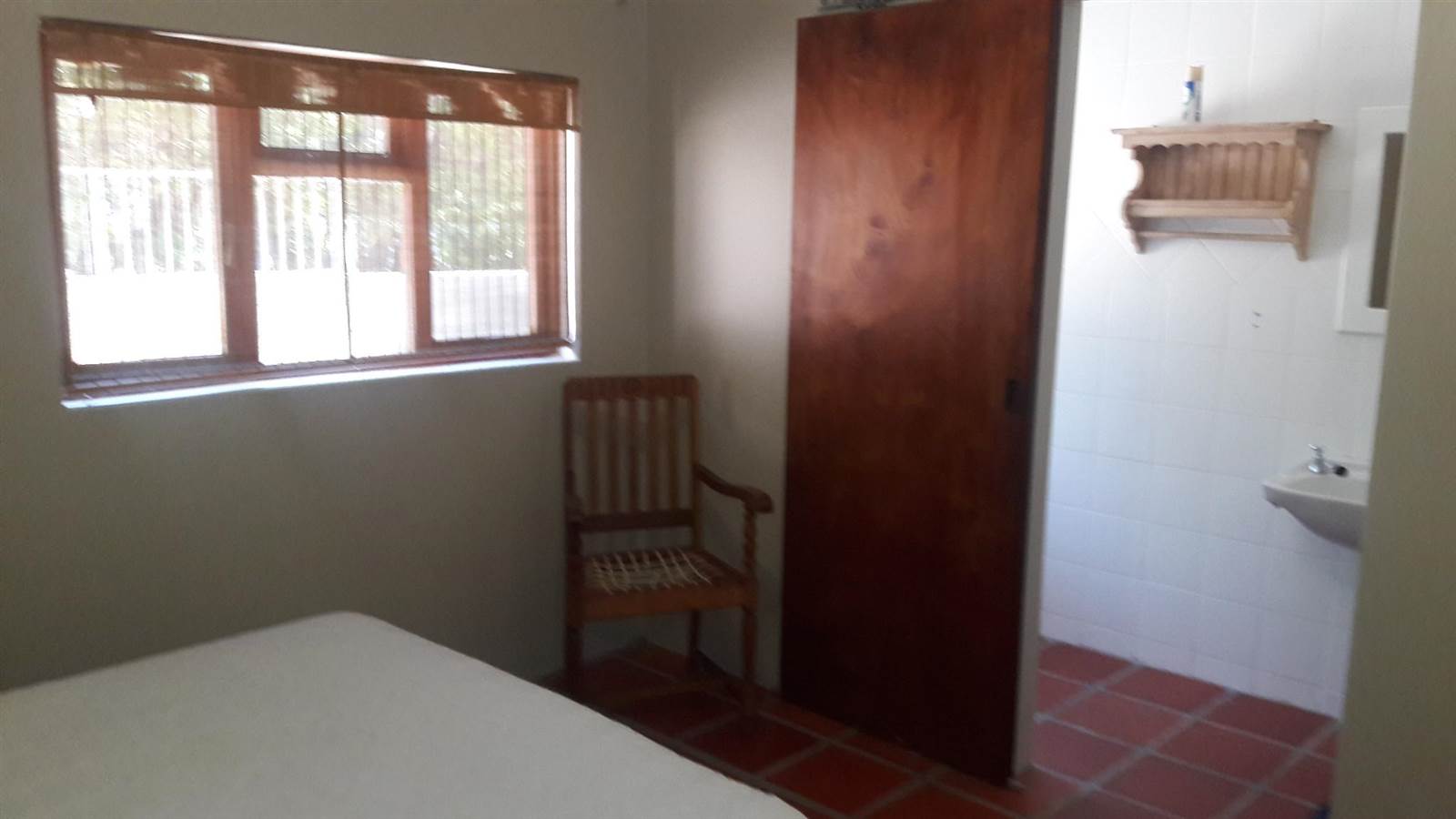 6 Bed House in Middedorp photo number 30