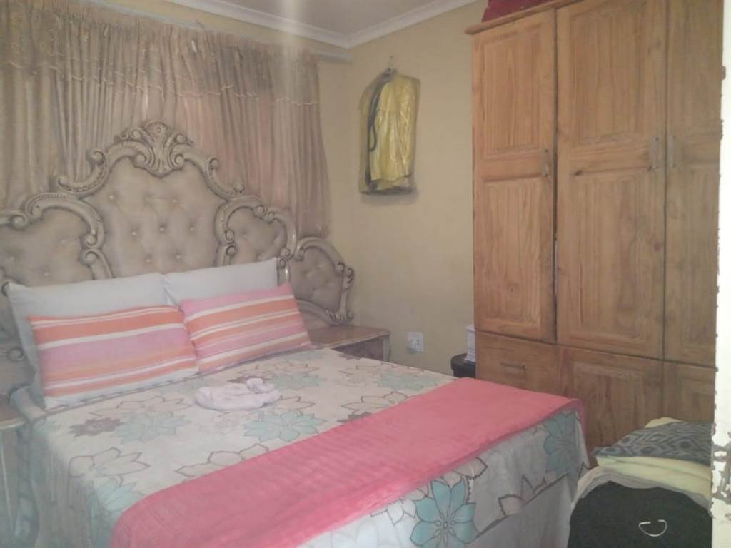 3 Bed House in Leondale photo number 13