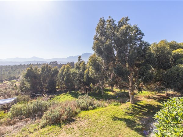 1 268 m² Smallholding
