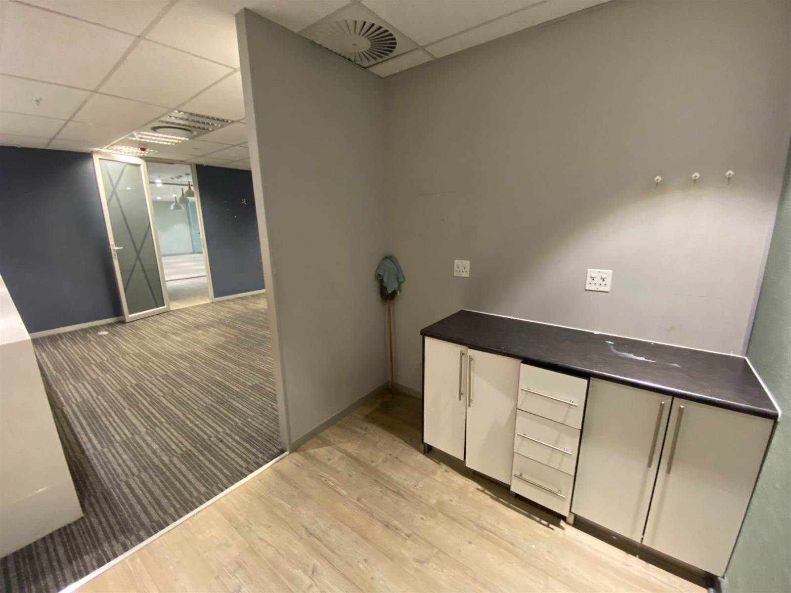 125  m² Office Space in Centurion CBD photo number 13