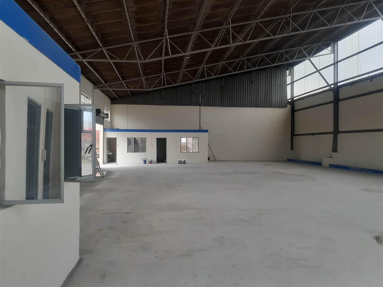 481  m² Industrial space in Richem photo number 12