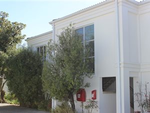 2 Bed Apartment in Senderwood