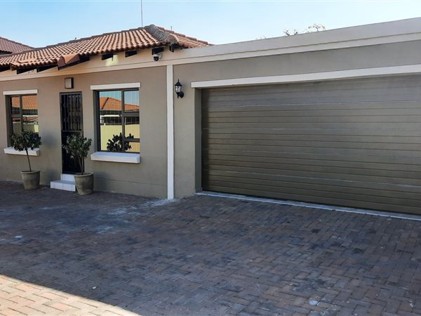 3 Bedroom House 3 Bedroom House