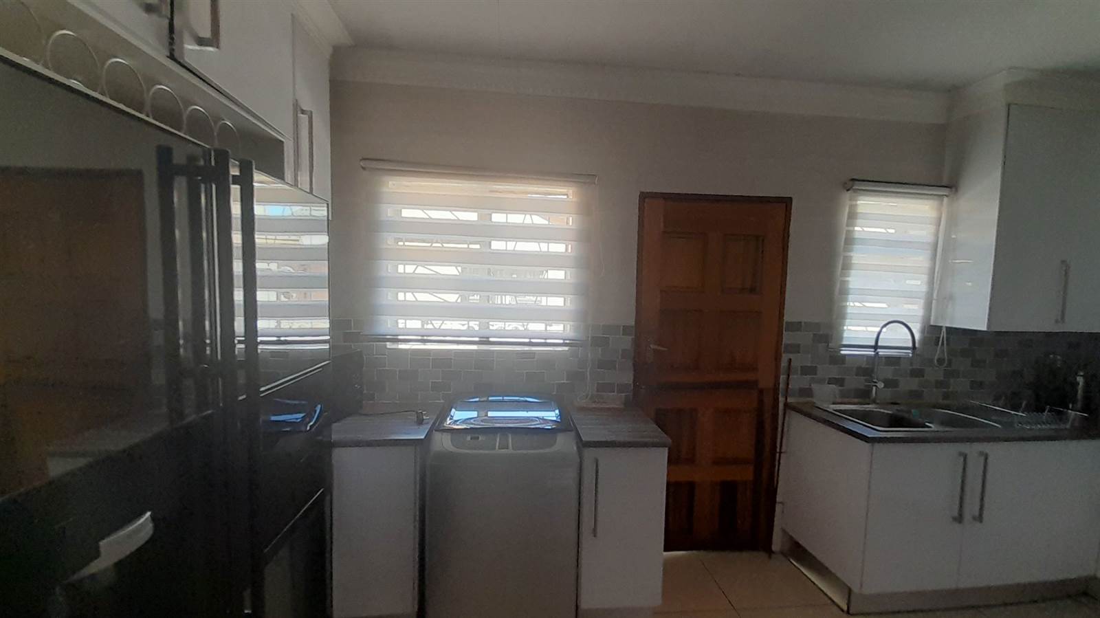 3 Bed House in Sebokeng photo number 6