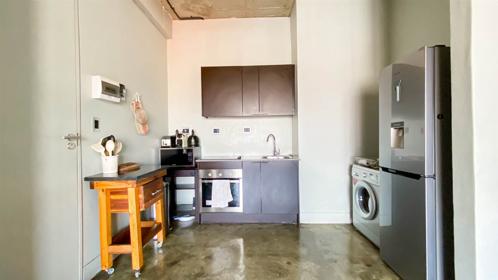 1 Bed Apartment in Johannesburg Central photo number 13