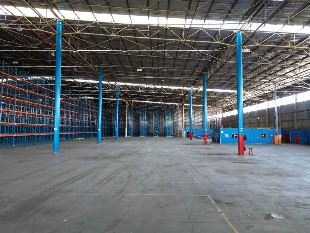26557  m² Industrial space in Denver photo number 18