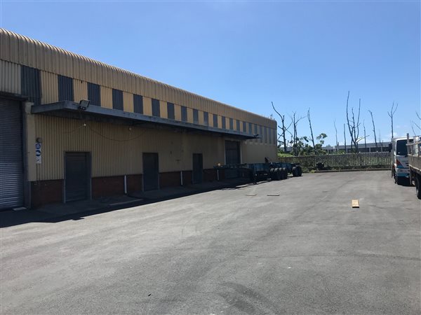 1471  m² Commercial space in Prospecton Industrial